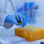 Coronavirus, possibile svolta dalla ricerca italiana: anticorpi monoclonali efficaci contro le varianti