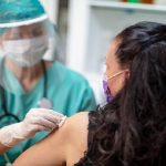 Coronavirus, vaccino a persone fuori lista in Puglia: matassa difficile da sbrogliare