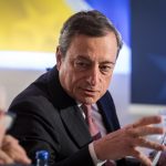 Draghi sulle vaccinazioni: "ricorrere alla protezione civile, alle forze armate, ai tanti volontari"