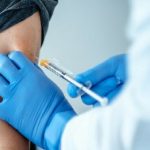 Medici di base e vaccino anti-Covid: compenso da 6,15 a 10 euro