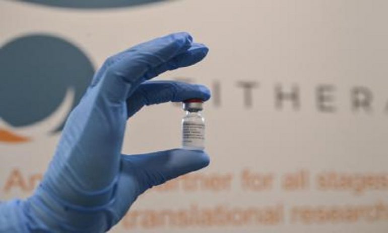 Coronavirus, il vaccino italiano ReiThera è pronto per i test delle fasi 2 e 3
