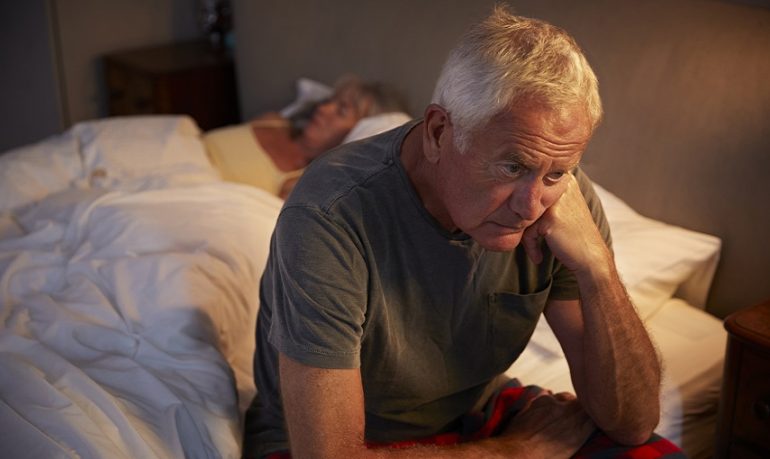 Demenza e mortalità negli anziani: carenza di sonno è un forte predittore