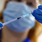 Sanitari no vax, Toti: obbligo morale che diventa legale per il vaccino