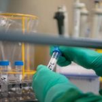 Coronavirus e trombosi: farmaco per le infezioni intestinali blocca danno ai polmoni