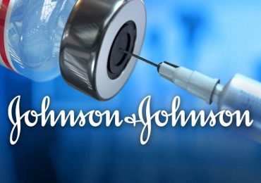 Coronavirus, nuova battuta d'arresto per i vaccini: Johnson & Johnson ritarda il lancio in Europa