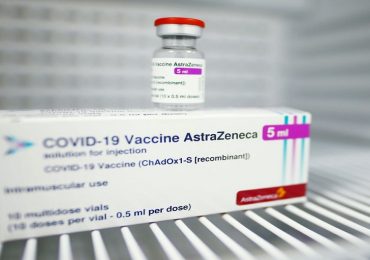 Coronavirus, Regno Unito sconsiglia vaccino AstraZeneca agli under 30