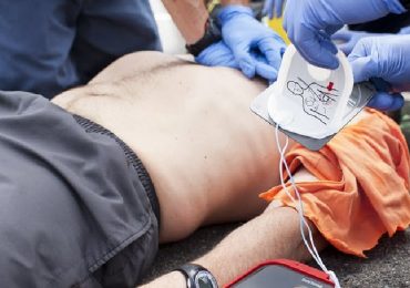 Defibrillatori, che fine ha fatto la legge sull'uso in ambiente extraospedaliero?