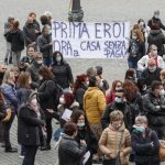 Manifestazione NoVax: sanzioni in vista per centinaia di infermieri identificati e convocati dagli Ordini provinciali