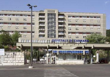 Uil Fpl Carrara: "Un solo infermiere di notte nel reparto di cure no Covid del Monoblocco: scelta sbagliata"