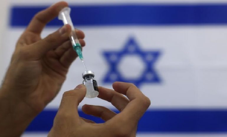 Coronavirus, casi di miocardite tra i giovani in Israele e Francia: c'entra il vaccino Pfizer?