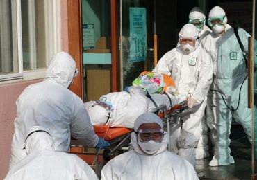 Coronavirus, Istat: "Almeno 99mila decessi nel 2020"