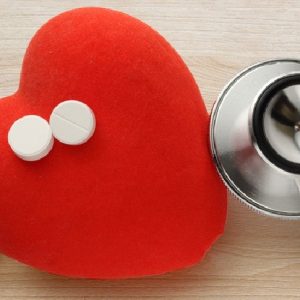 Malattia cardiovascolare aterosclerotica: pari effetto dell'aspirina a bassa o ad alta dose