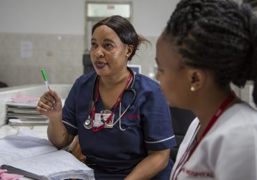 Savona, l'Asl 2 cerca infermieri e medici all'estero