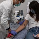 Coronavirus, Cns: "Persone vaccinate possono donare sangue. Stop alle fake news"