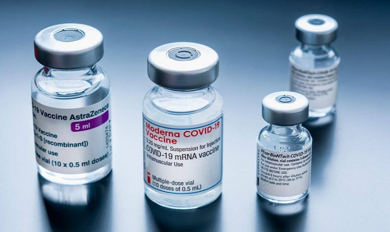 Coronavirus e vaccinazione eterologa, per la Cts dell'Aifa "buoni risultati in termini di risposta anticorpale e sicurezza"