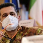 Coronavirus, Figliuolo: "Sì alla seconda dose di vaccino in vacanza. La terza? Siamo pronti"
