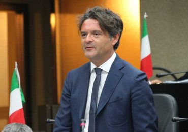 Puglia, "Burocrazia blocca gli 833 milioni di euro da spendere in sanità"