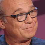 Un momento di televisione dedicato agli infermieri. Amendola legge: "ci siamo dimenticati tutto"
