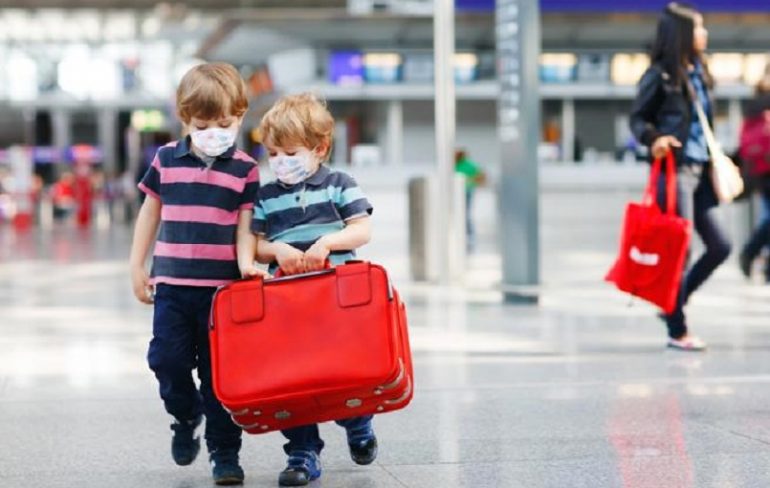 Coronavirus e viaggi: niente tampone o quarantena per bimbi sotto i 6 anni