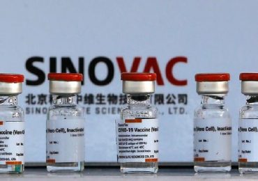 Coronavirus, gli anticorpi attivati dal vaccino cinese Sinovac decadono 6 mesi dopo la seconda dose