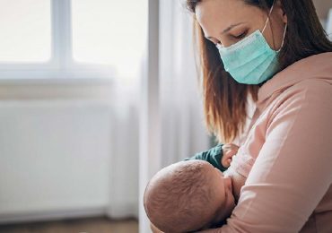 Vaccini anti-Covid, niente tracce nel latte materno: lo studio Usa