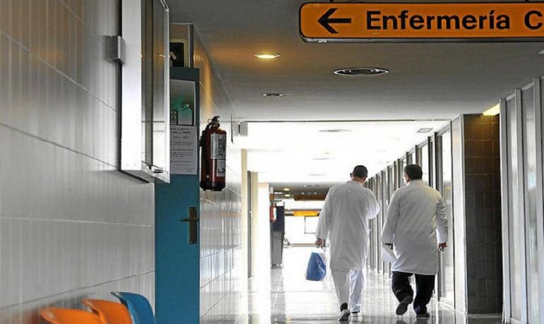 Spagna, fino a 30 pazienti per infermiere negli ospedali: la denuncia del sindacato Satse