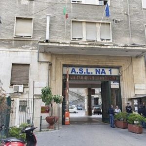 Napoli, attesa troppo lunga: scatta l'aggressione all'infermiere