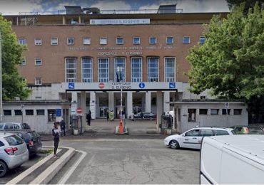 Ospedale Sant'Eugenio, l'Asl Roma 2 smentisce la voce di un focolaio Covid tra i sanitari vaccinati