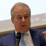 Coronavirus, Locatelli: "Si Potrebbe considerare l'obbligo vaccinale"