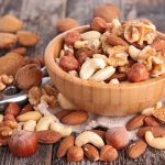 Frutta secca, lo studio: "Non è vero che fa ingrassare"