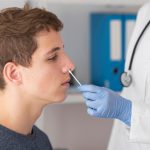 Liguria: tamponi gratis per chi decide di vaccinarsi