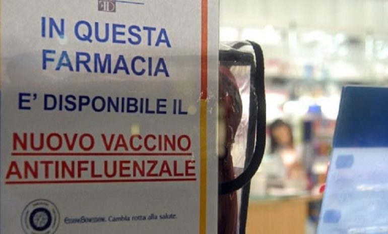 Vaccino antinfluenzale: pronto il Protocollo d'intesa per la somministrazione in farmacia