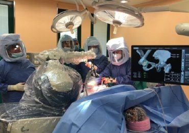 Chirurgia robotica, eseguito a Modena il primo intervento al mondo di protesi dell'anca