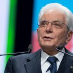 Mattarella: "Le piazze no vax hanno provocato un aumento dei contagi"