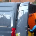 USB: "Driver licenziato al rientro dalla chemio. Amazon tratta i lavoratori fragili come merce difettosa"