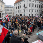 Austria, pugno duro contro i no vax: multe salatissime in vista