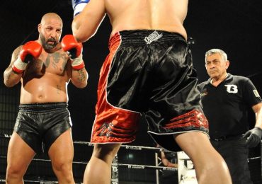 Coronavirus, morto ex campione mondiale di kickboxing: era un convinto negazionista