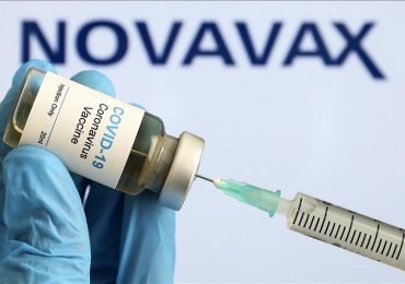 Coronavirus, via libera dell'Ema al vaccino Novavax: è il quinto in Europa
