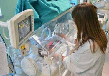 "Miracolo" a Milano: salvato neonato di soli 370 grammi