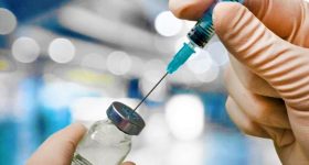 Sassari, aria iniettata al posto del vaccino anti-Covid: l'errore di un'infermiera