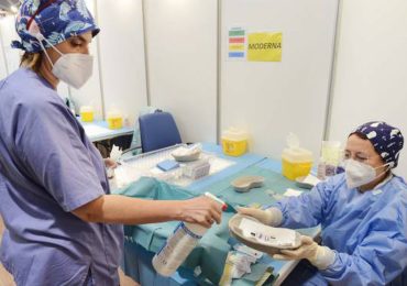 Venezia: 280 infermieri non vaccinati contro il Covid-19 sospesi dall’Ordine Professionale