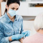 Coronavirus, tornano le visite ai parenti in ospedale: dal 10 marzo si potrà entrare per 45 minuti al giorno