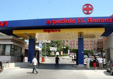 Taranto, 94enne diabetica lasciata in attesa per 14 ore al Pronto soccorso