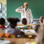 “Maestra, cosa vuol dire morire”: infermieri di cure palliative e volontari salgono in cattedra per insegnare a gestite il lutto