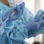 Personale sanitario, sospensione "sospesa" per i non vaccinati in caso di guarigione dal Covid