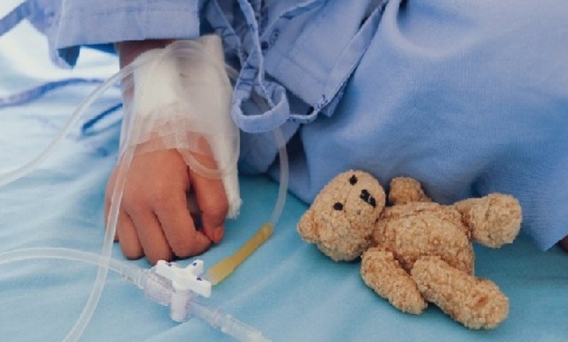 Epatite acuta pediatrica colpisce a Prato: grave bimbo di 3 anni