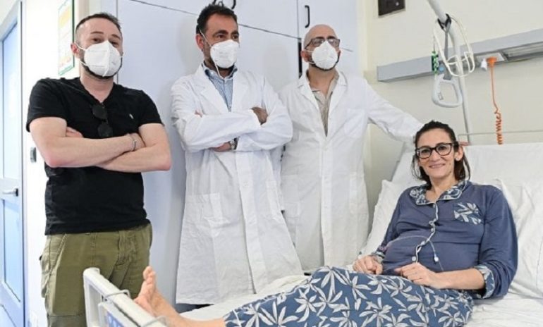 Torino, donna incinta operata da sveglia per una grave infezione polmonare