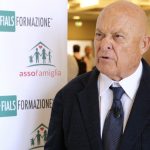 Congresso Fials. Carbone tuona contro la FNOPI e premonisce la candidatura alle politiche della Mangiacavalli