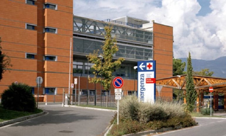 Lido di Camaiore (Lucca), violenta aggressione di un turista a due infermieri