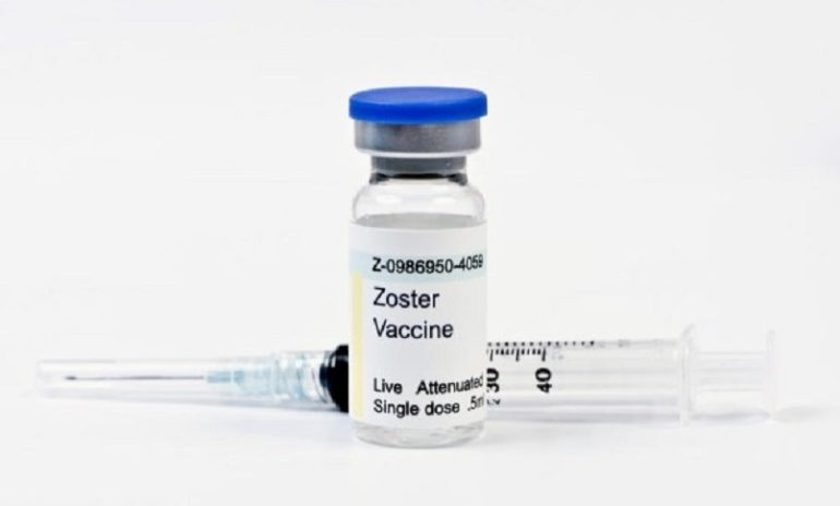 Tumori, Cinieri (Aiom): "Vaccino contro Herpes Zoster efficace al 90%"